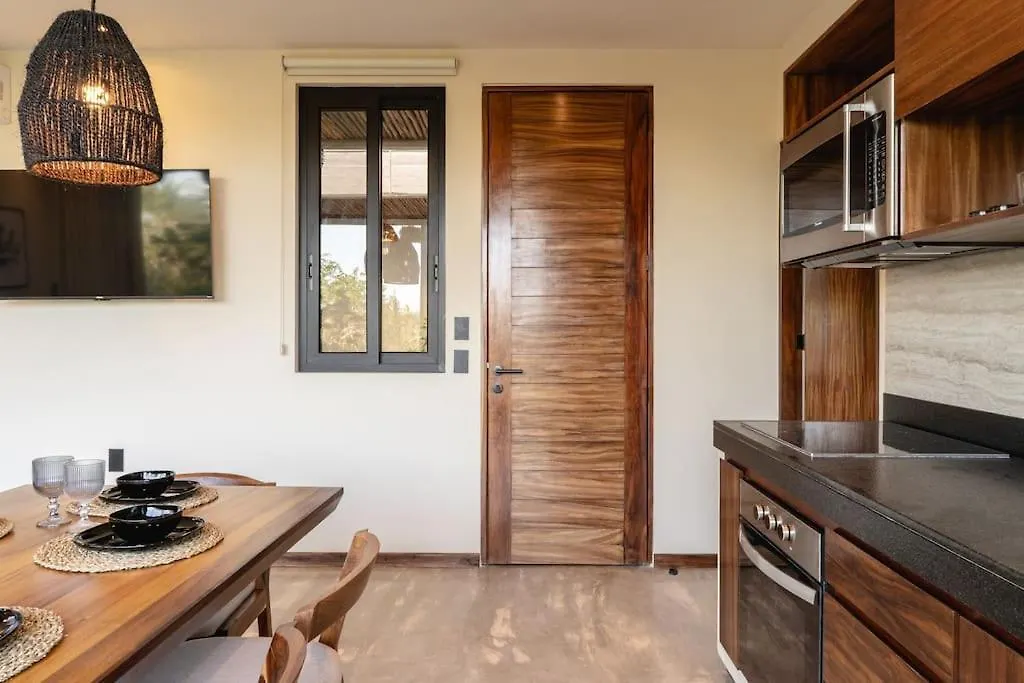 New 2 Bed And Bath - Tulum - Views To The Jungle Apartment